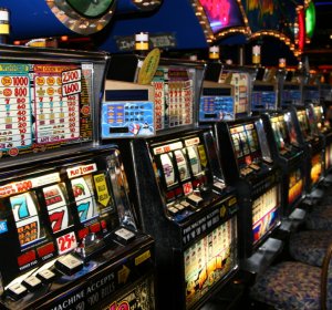 Casino machine games