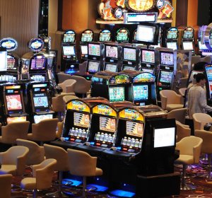 Slot machines in Vegas